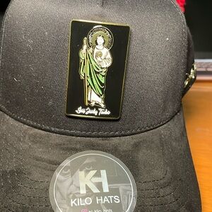 Hat-kilo san judita hat brand new